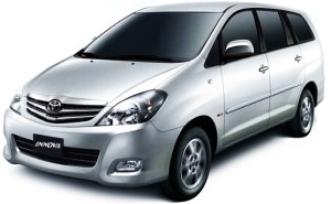 TOYOTA  INNOVA